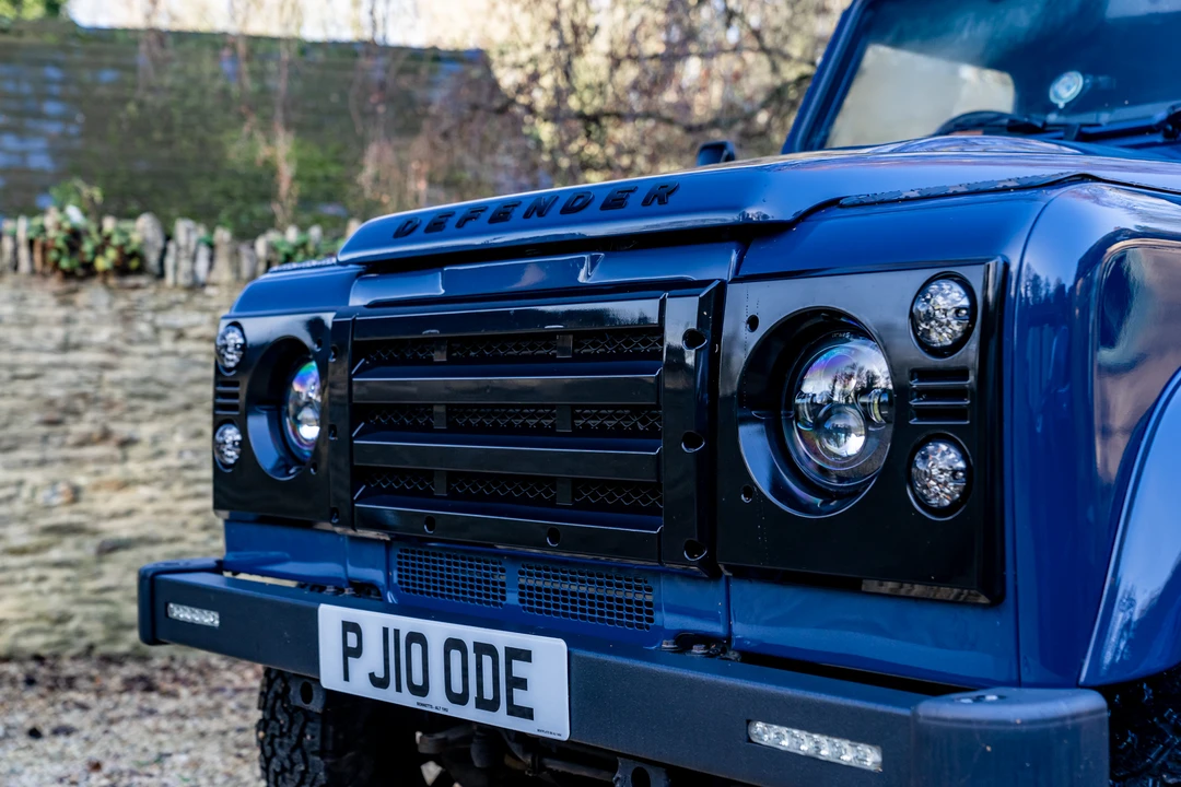 2010 Land Rover Defender 90 - Image 30 of 31