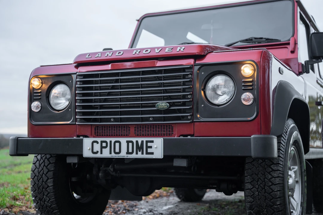 2010 Land Rover Defender 90 - Image 21 of 31