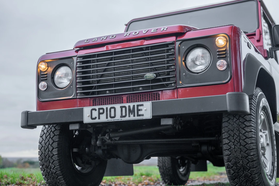 2010 Land Rover Defender 90 - Image 22 of 31