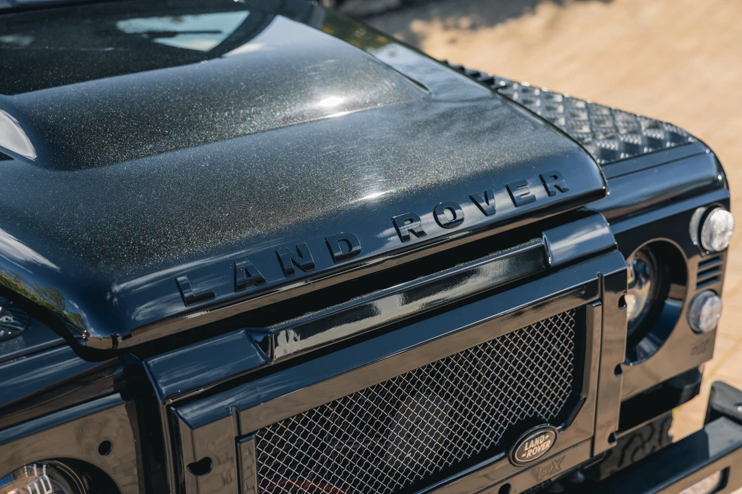 2010 Land Rover Defender 90 - Image 26 of 31