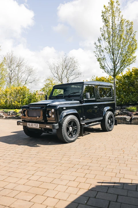 2010 Land Rover Defender 90 - Image 15 of 31