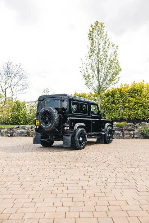 2010 Land Rover Defender 90 - Image 19 of 31