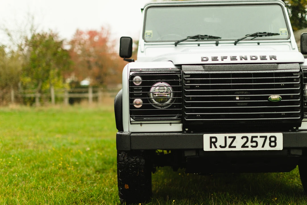 2010 Land Rover Defender 90 - Image 21 of 31