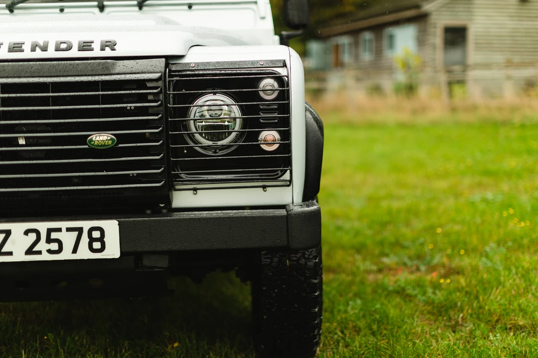 2010 Land Rover Defender 90 - Image 22 of 31