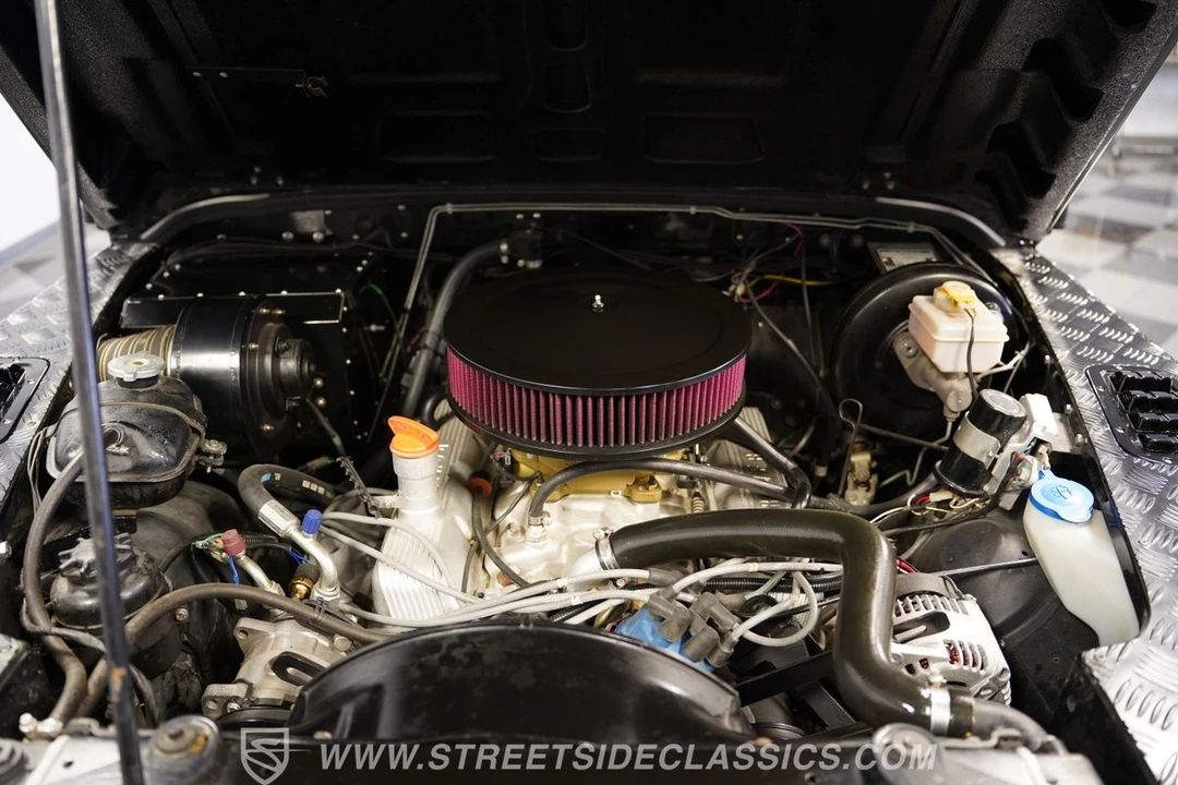 2010 Land Rover Defender 110 - Image 3 of 21