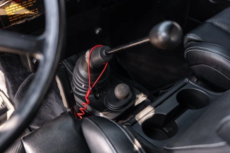 2010 Land Rover Defender 90 - Image 16 of 21