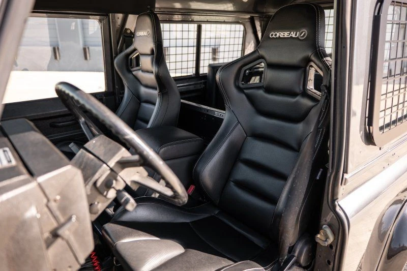 2010 Land Rover Defender 90 - Image 17 of 21