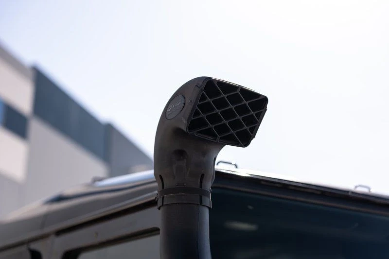 2010 Land Rover Defender 90 - Image 12 of 21