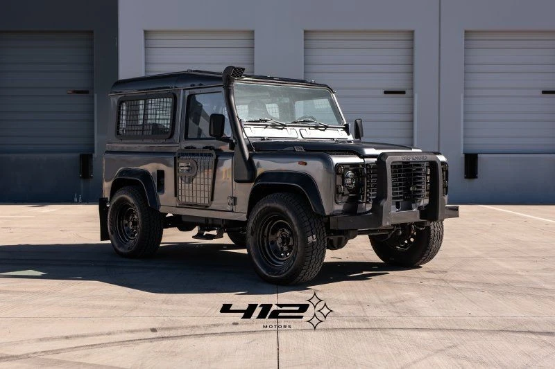 2010 Land Rover Defender 90 - Image 3 of 21