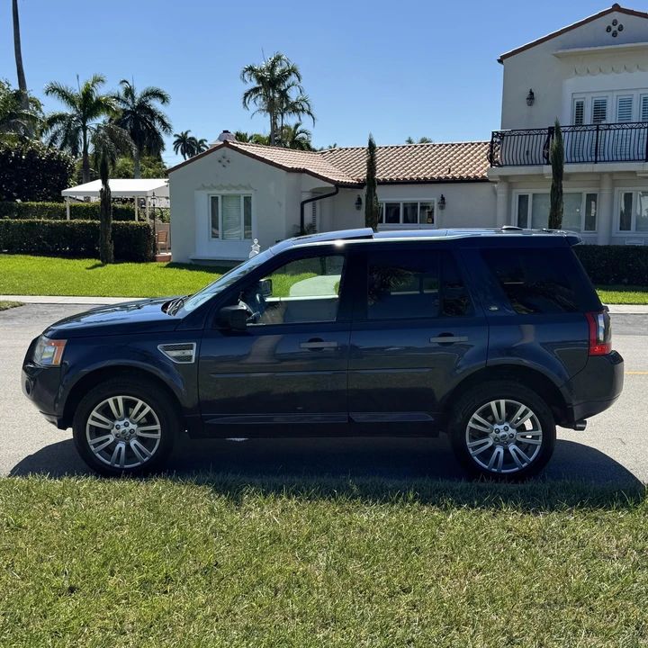 2010 Land Rover Freelander - Image 7 of 12