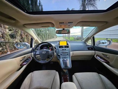 2010 Lexus HS - Image 4 of 9