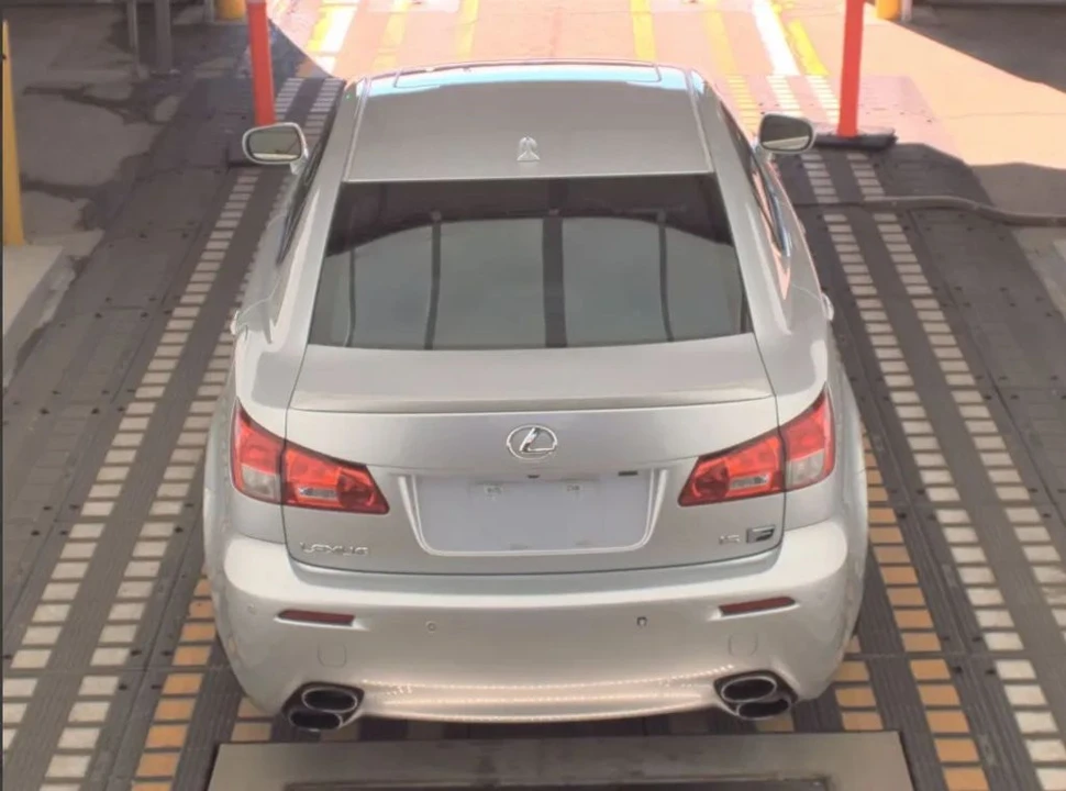 2010 Lexus IS F 2nd Gen - Image 4 of 11