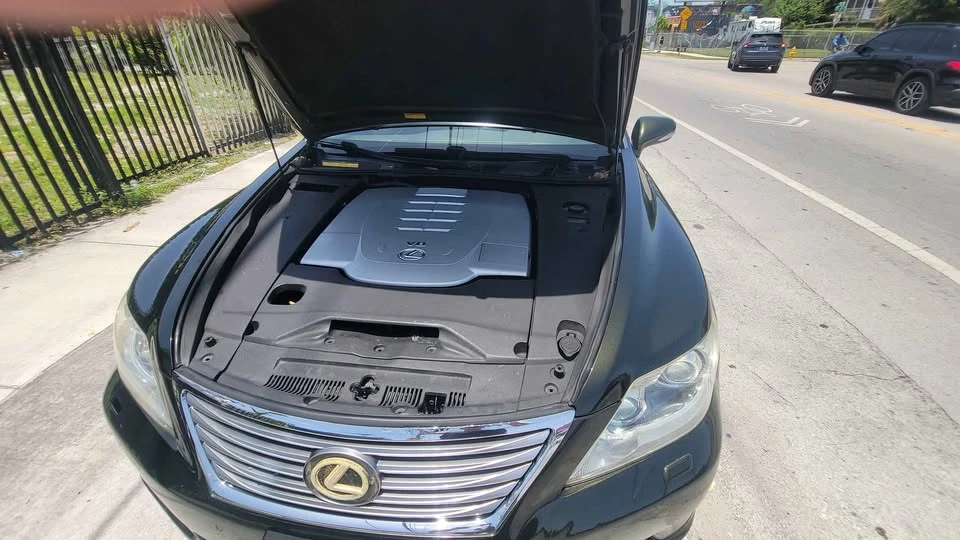 2010 Lexus LS 4th Gen - Image 7 of 7