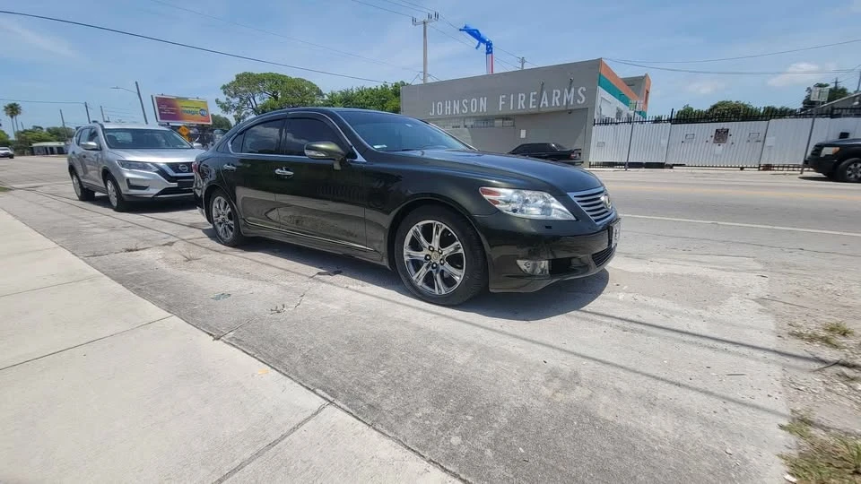 2010 Lexus LS 4th Gen - Image 4 of 7