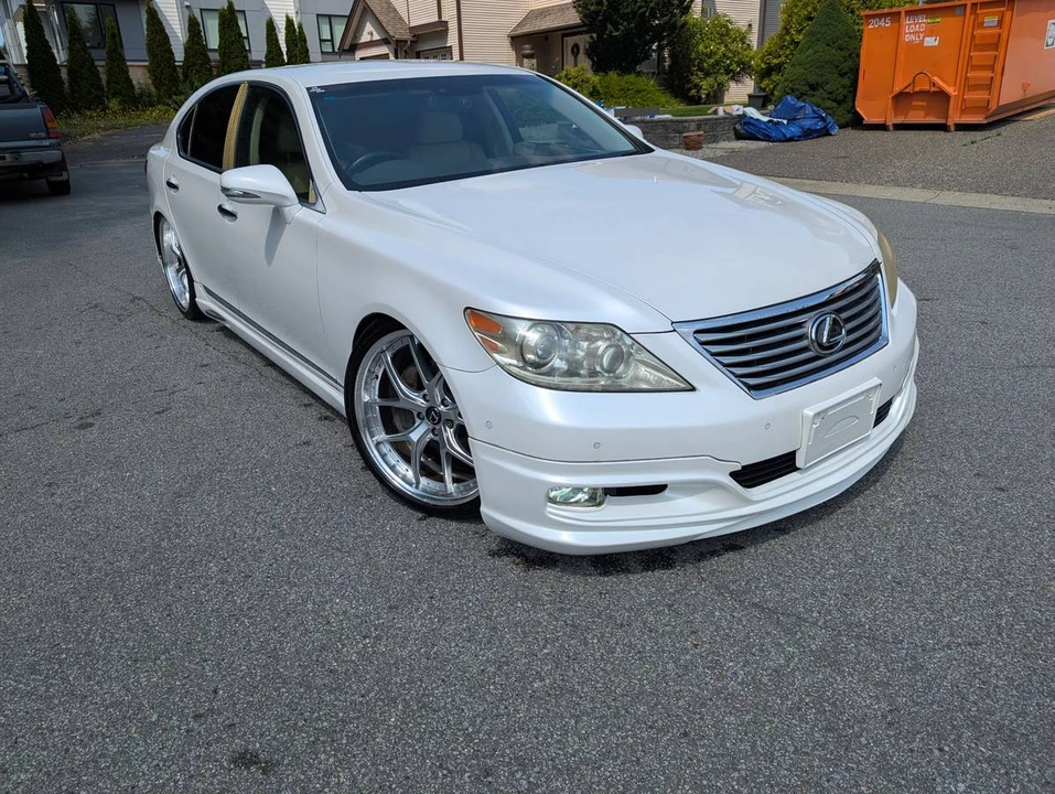 2010 Lexus LS 4th Gen - Image 2 of 17