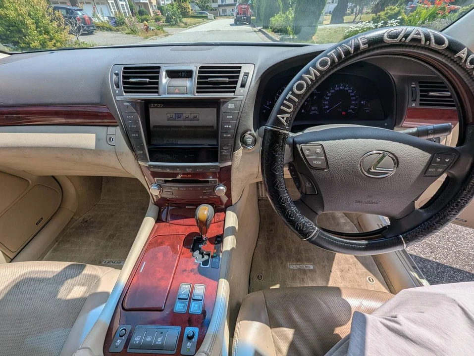 2010 Lexus LS 4th Gen - Image 17 of 17