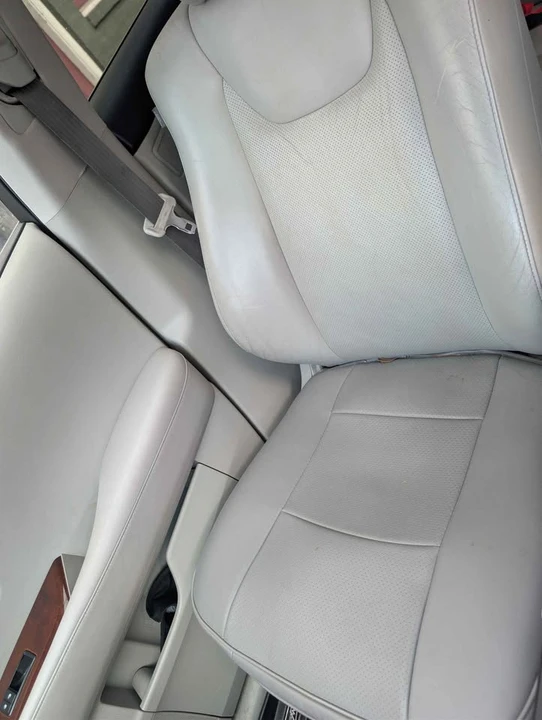 2010 Lexus RX 3rd Gen - Image 5 of 8