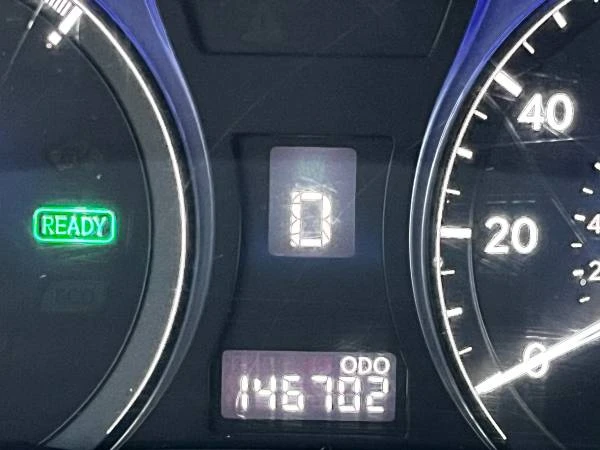 2010 Lexus RX 3rd Gen - Image 16 of 21