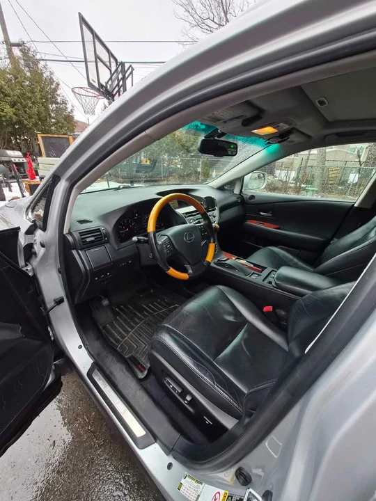 2010 Lexus RX 3rd Gen - Image 4 of 10