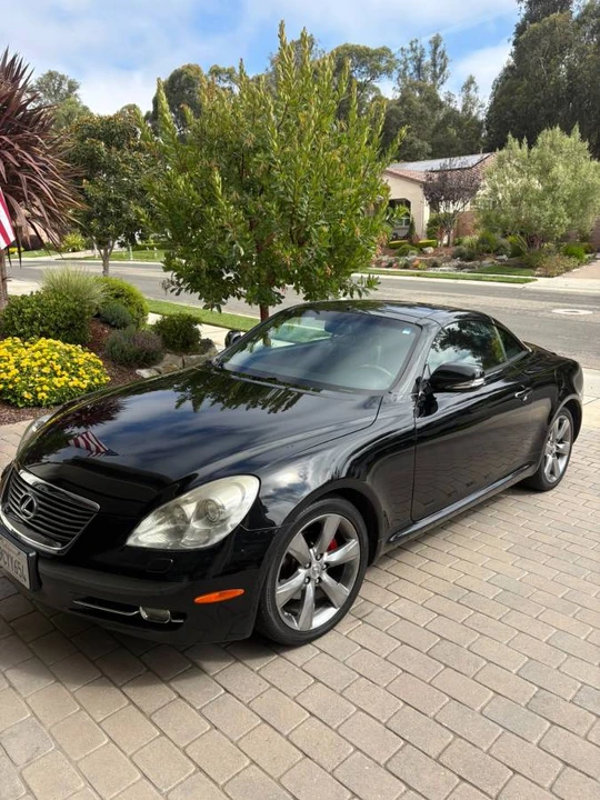 2010 Lexus SC430 - Image 2 of 7