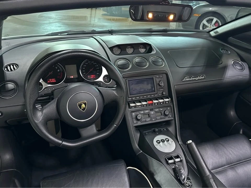 2010 Lamborghini Gallardo - Image 10 of 16