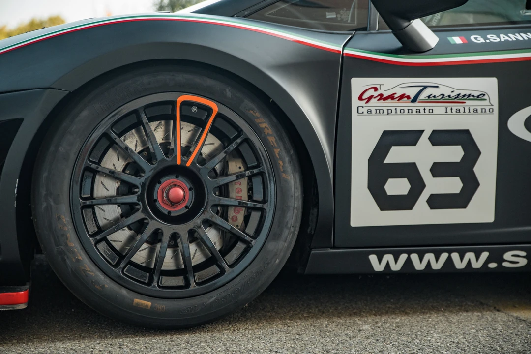 2010 Lamborghini Gallardo - Image 25 of 31