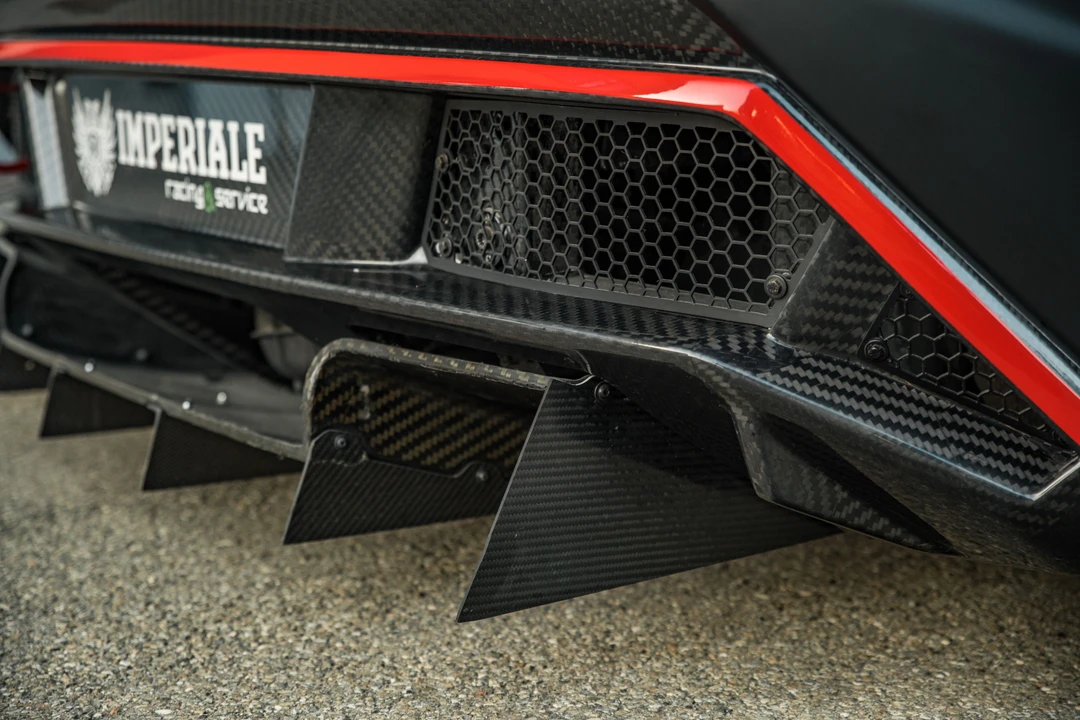 2010 Lamborghini Gallardo - Image 11 of 31