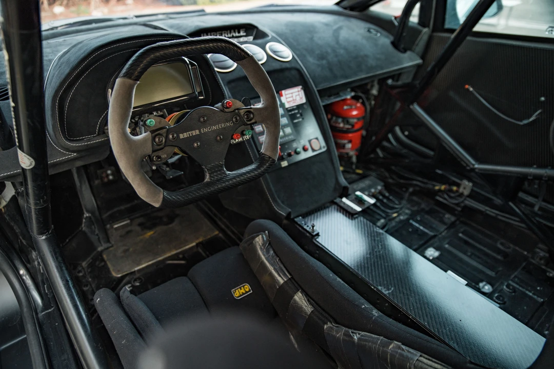 2010 Lamborghini Gallardo - Image 6 of 31