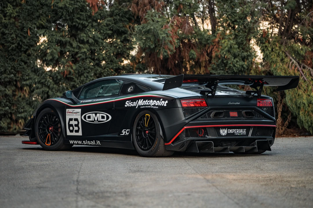 2010 Lamborghini Gallardo - Image 10 of 31