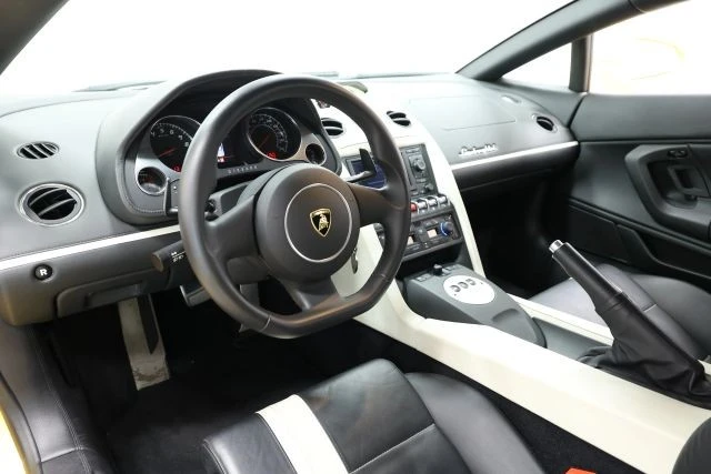 2010 Lamborghini Gallardo LP550-2 - Image 23 of 31