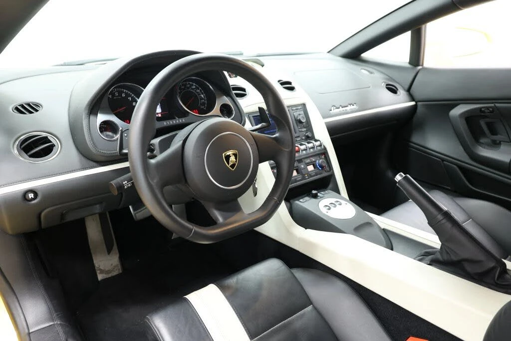 2010 Lamborghini Gallardo LP550-2 - Image 2 of 31