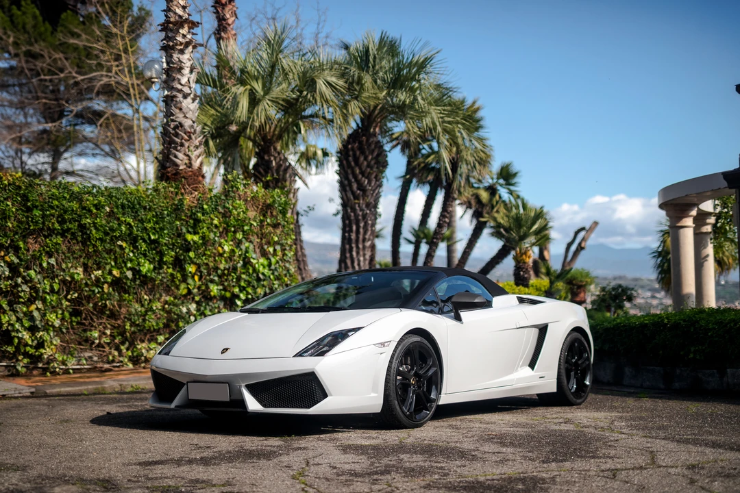 2010 Lamborghini Gallardo LP560-4 - Image 2 of 30