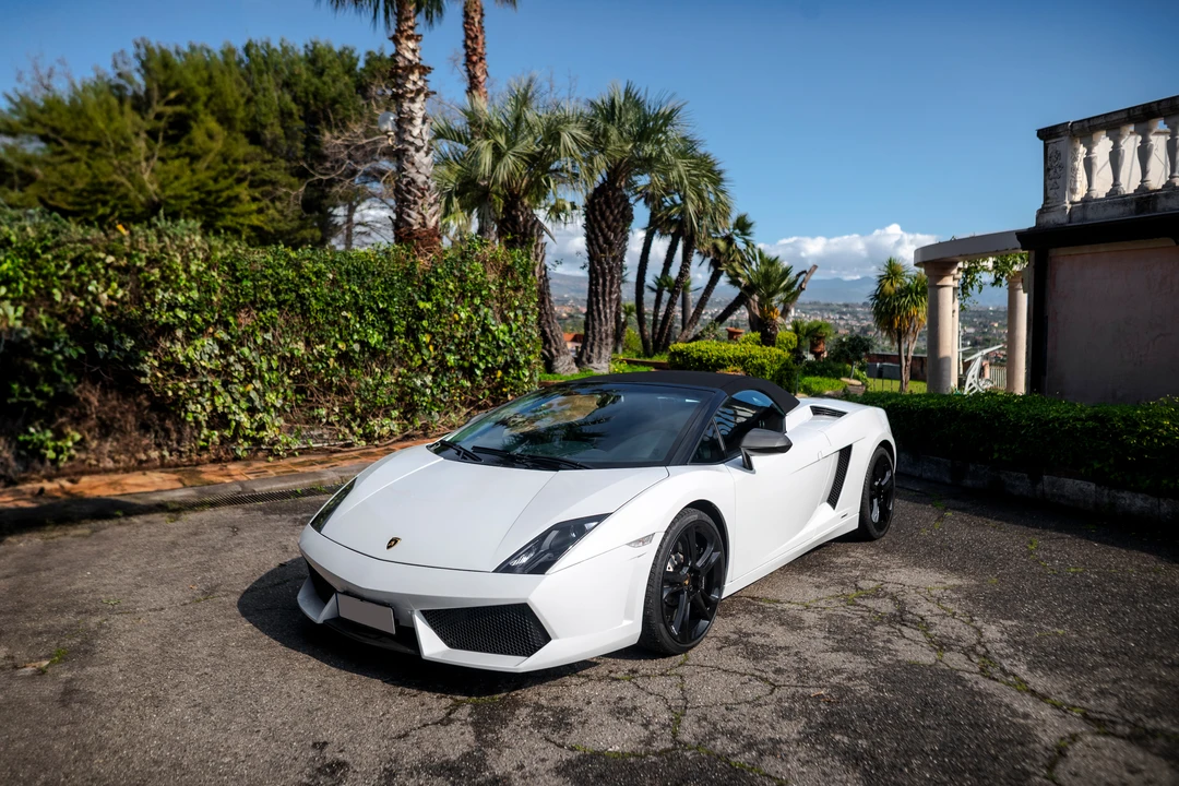 2010 Lamborghini Gallardo LP560-4 - Image 10 of 30