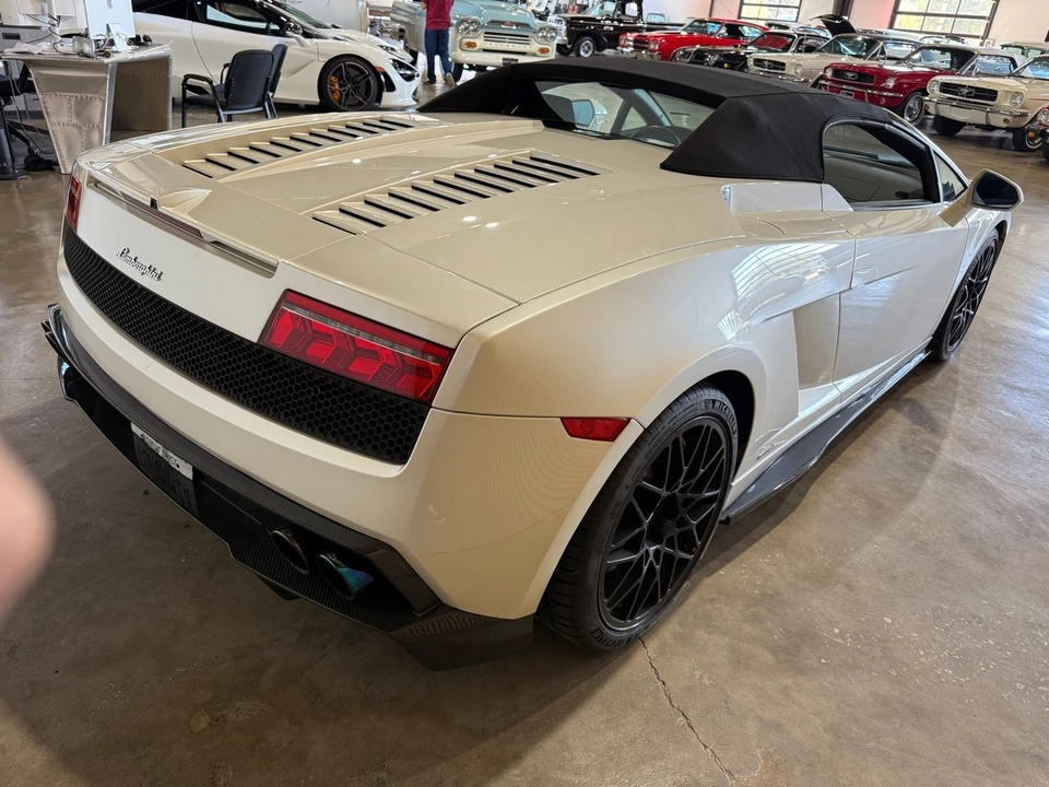2010 Lamborghini Gallardo LP560-4 - Image 11 of 21