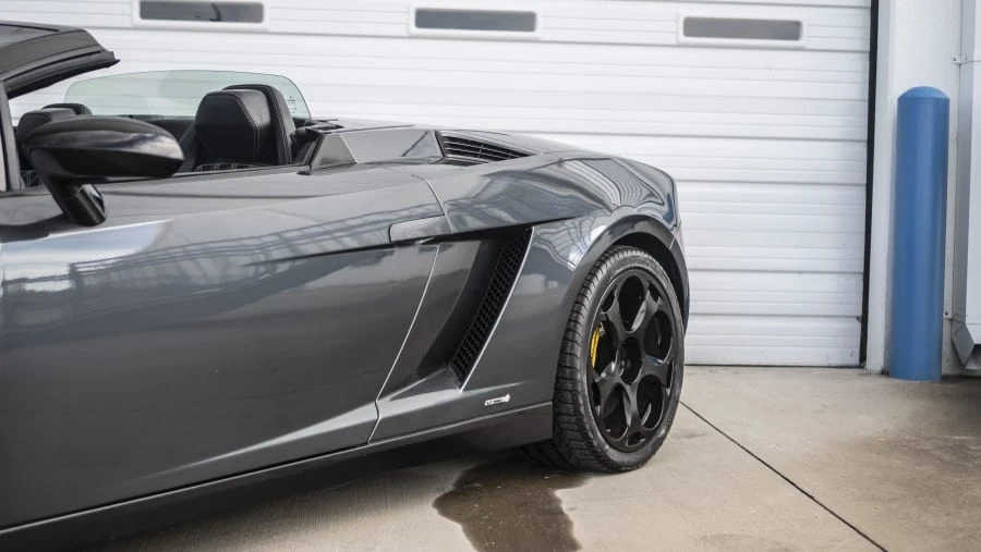 2010 Lamborghini Gallardo LP560-4 - Image 9 of 13
