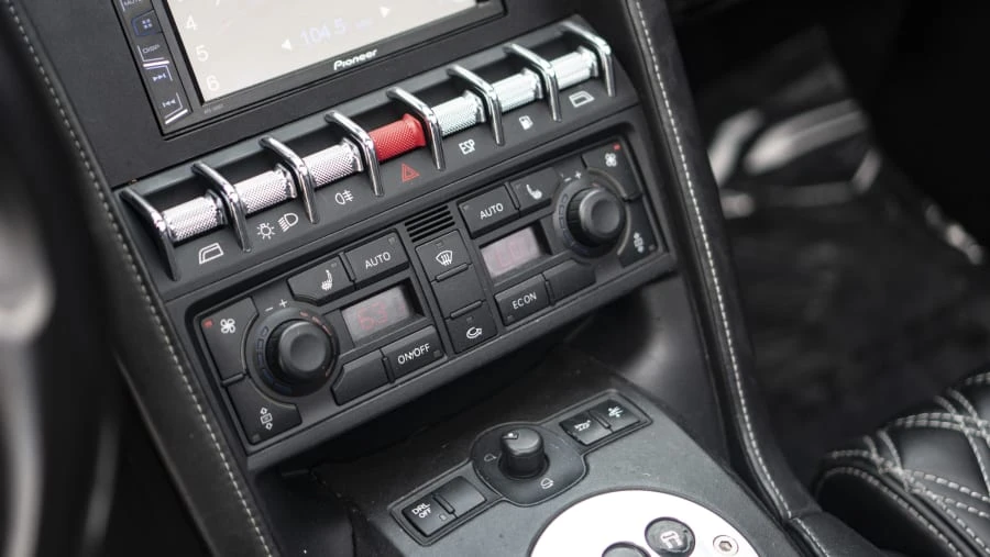2010 Lamborghini Gallardo LP560-4 - Image 12 of 13