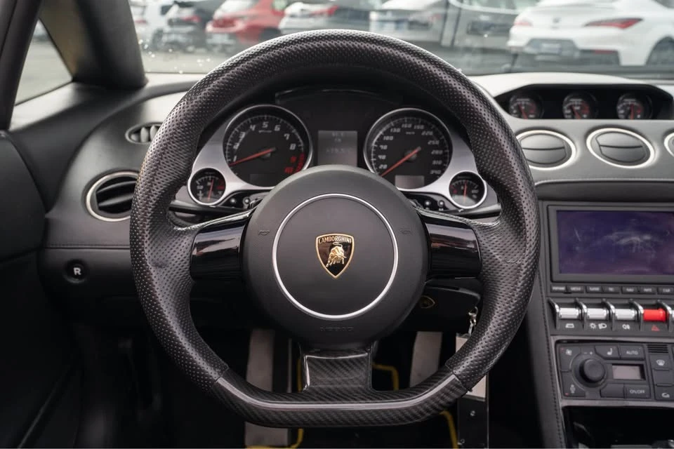 2010 Lamborghini Gallardo - Image 13 of 20