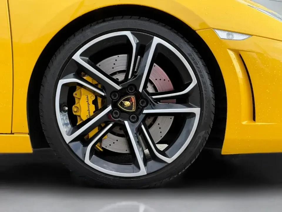 2010 Lamborghini Gallardo LP560-4 - Image 11 of 16