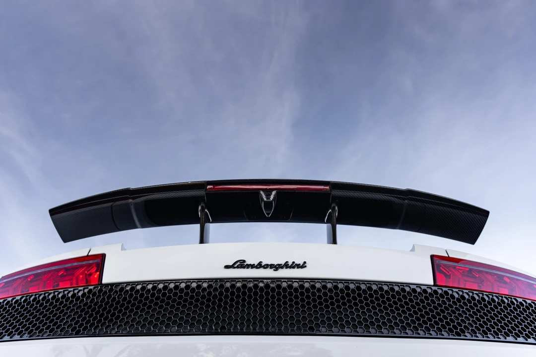 2010 Lamborghini Gallardo LP570-4 Superleggera - Image 15 of 31