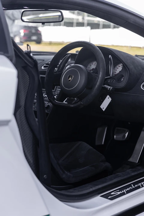 2010 Lamborghini Gallardo LP570-4 Superleggera - Image 2 of 31