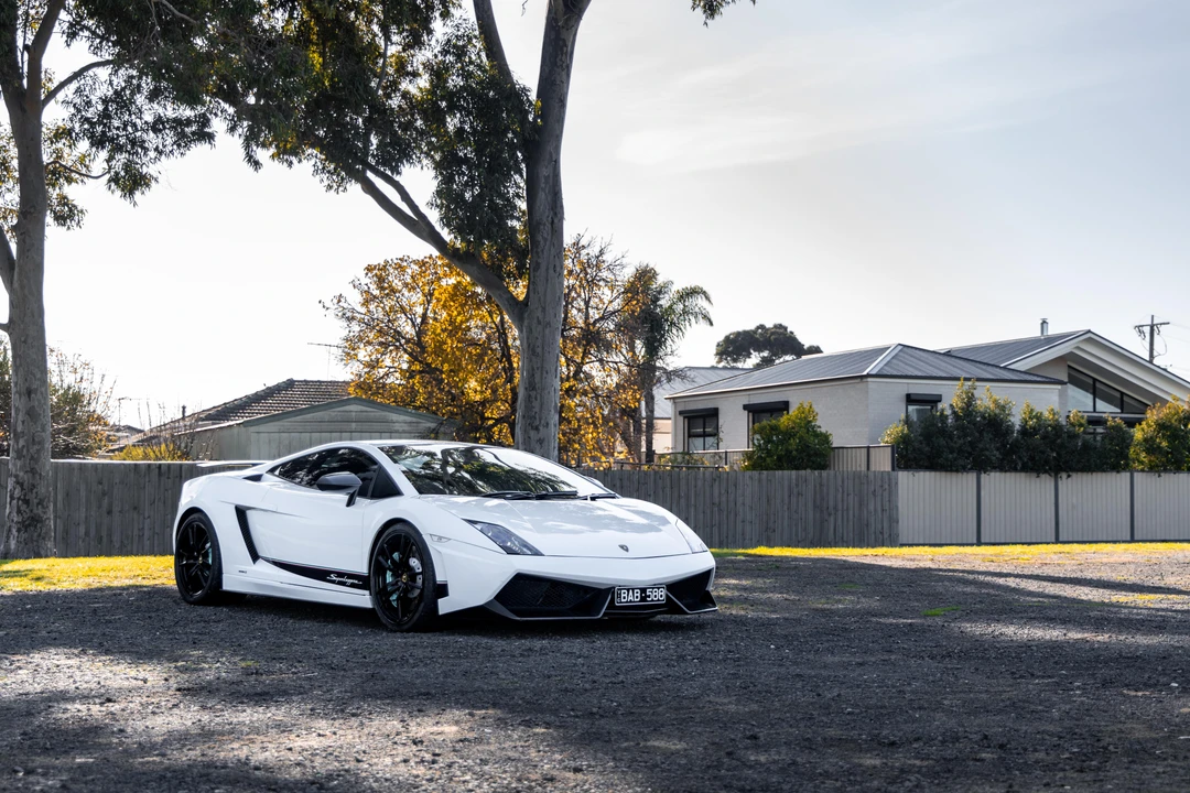 2010 Lamborghini Gallardo LP570-4 Superleggera - Image 17 of 31