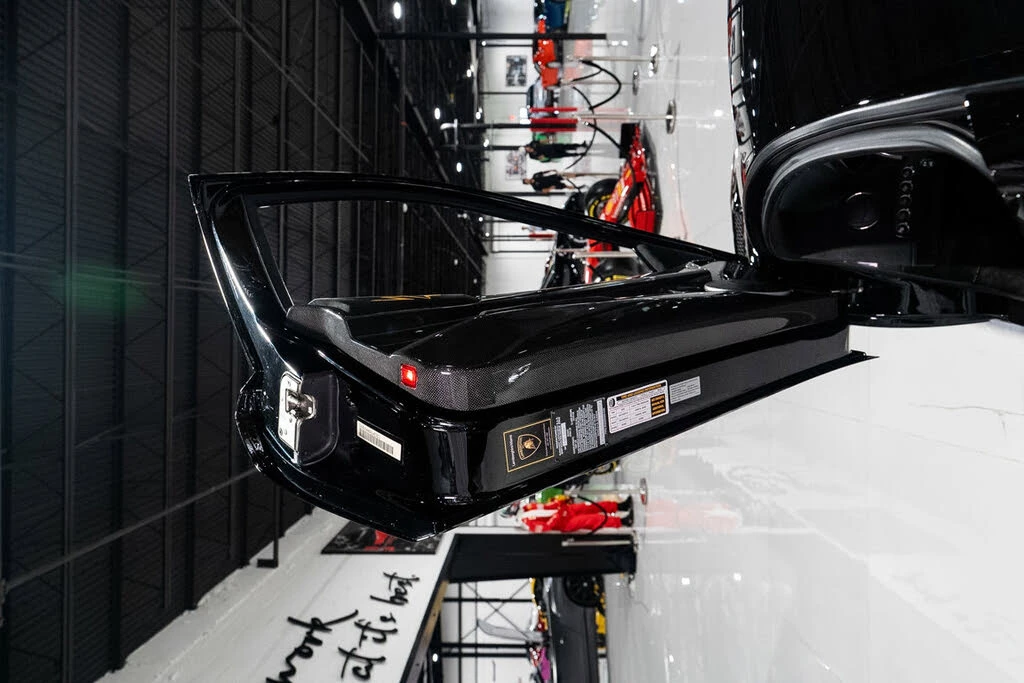 2010 Lamborghini Murcielago LP640 - Image 30 of 31