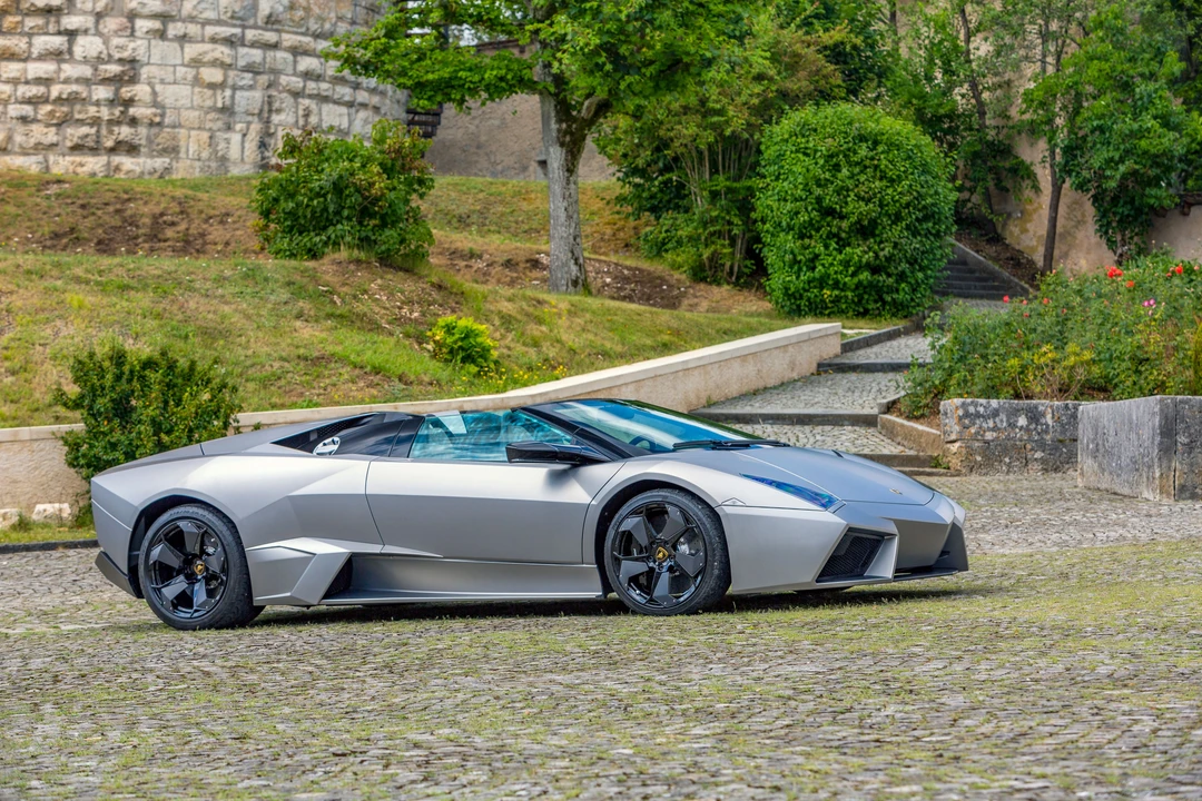 2010 Lamborghini Reventon - Image 3 of 31