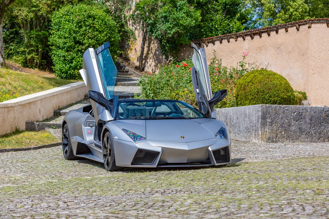2010 Lamborghini Reventon - Image 7 of 31