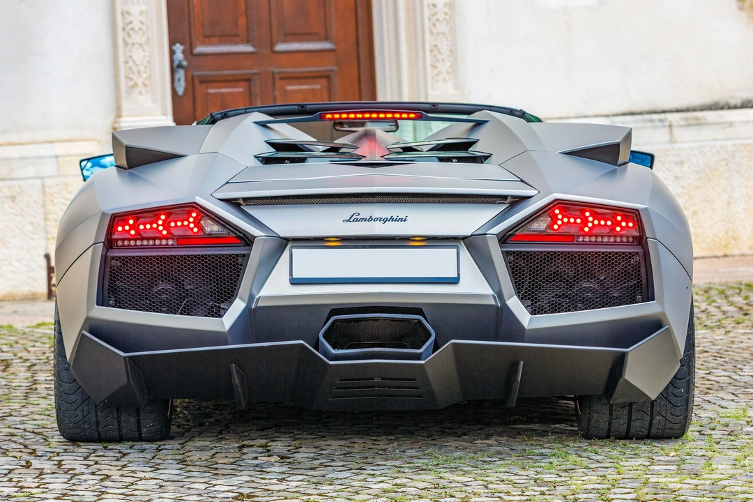 2010 Lamborghini Reventon - Image 19 of 31