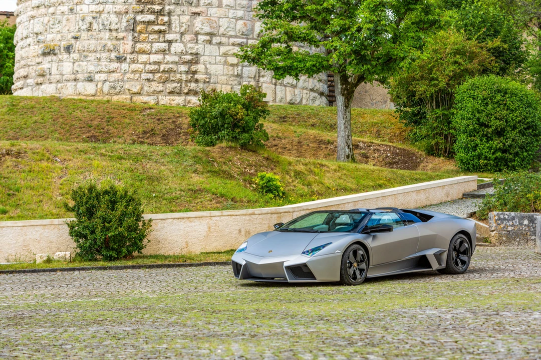 2010 Lamborghini Reventon - Image 8 of 31