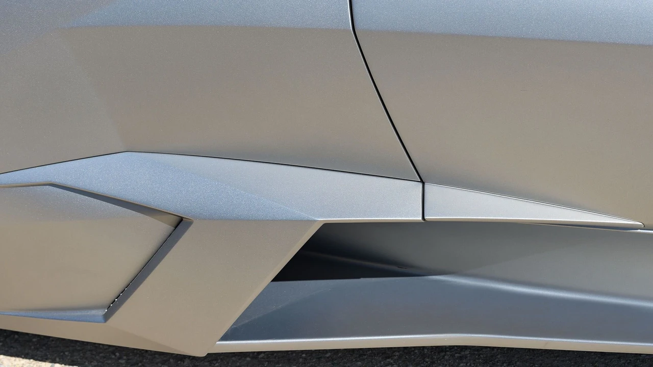 2010 Lamborghini Reventon - Image 22 of 31