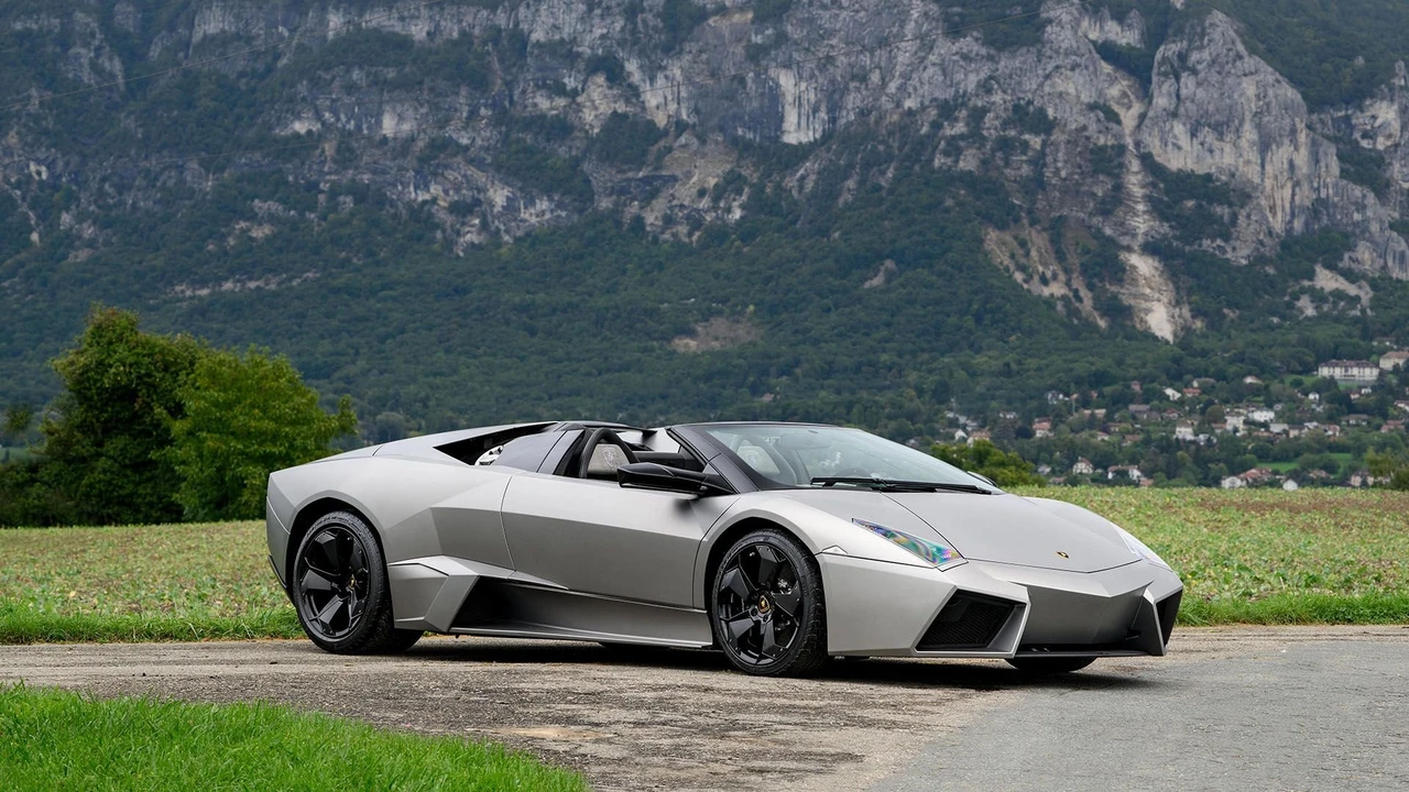 2010 Lamborghini Reventon - Image 9 of 31