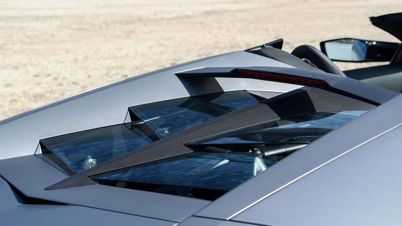 2010 Lamborghini Reventon - Image 23 of 31