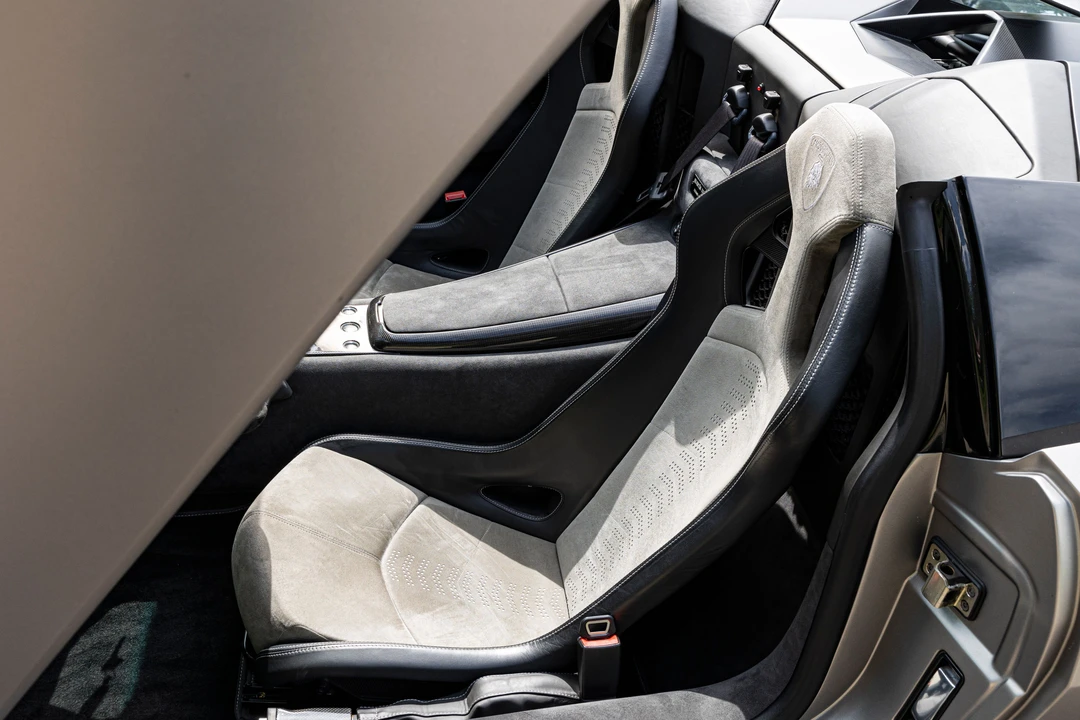 2010 Lamborghini Reventon - Image 17 of 31